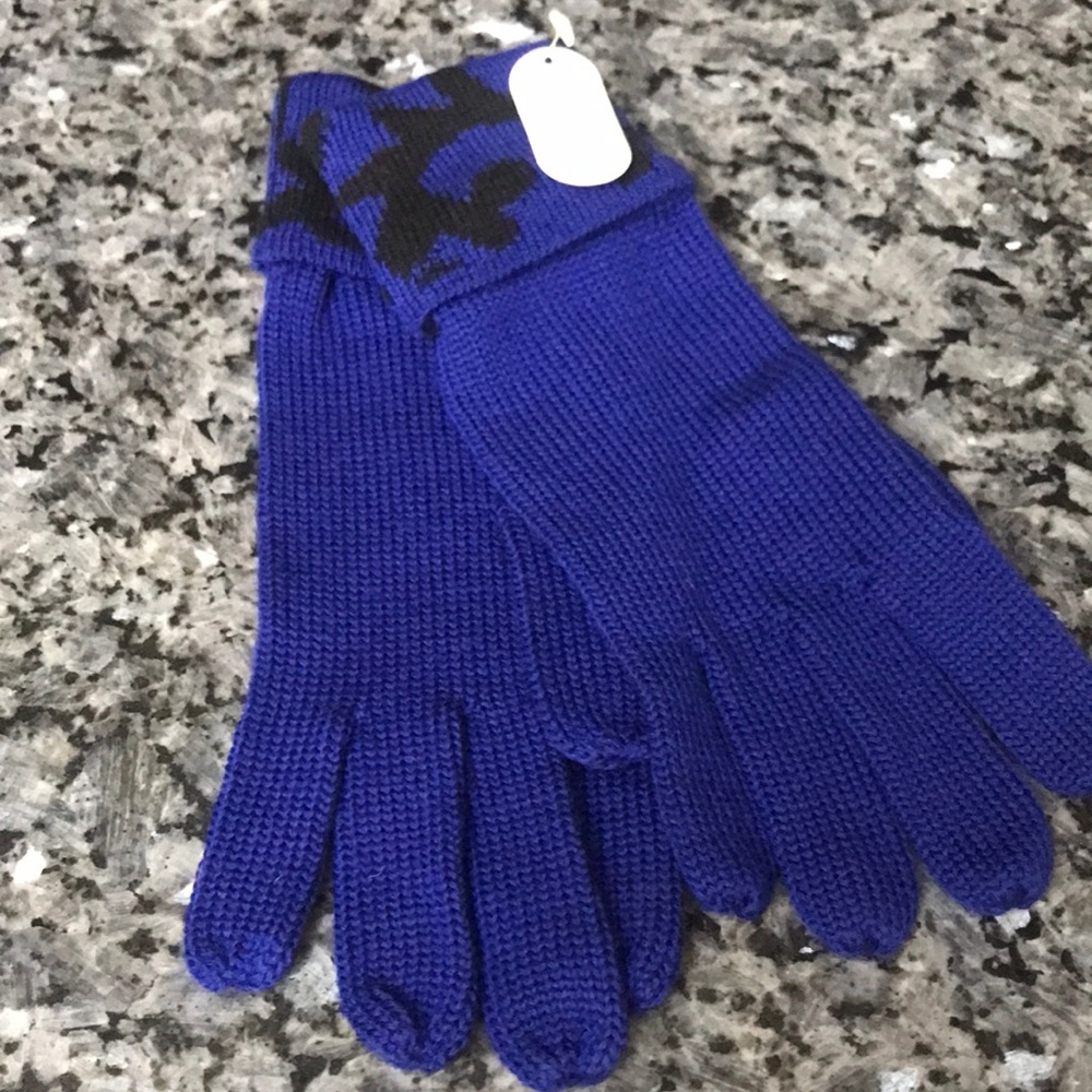 Adrienne Vittadini royal blue abstract design knit gloves